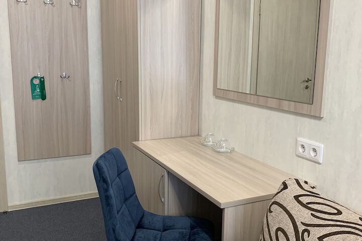 Room 8 of 62