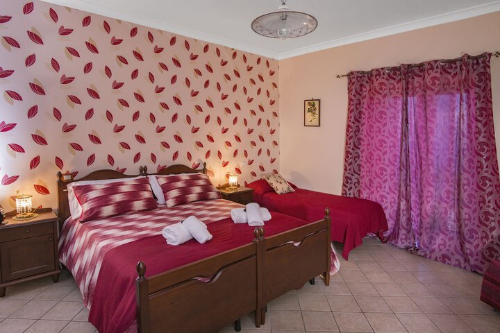 Room 9 of 52