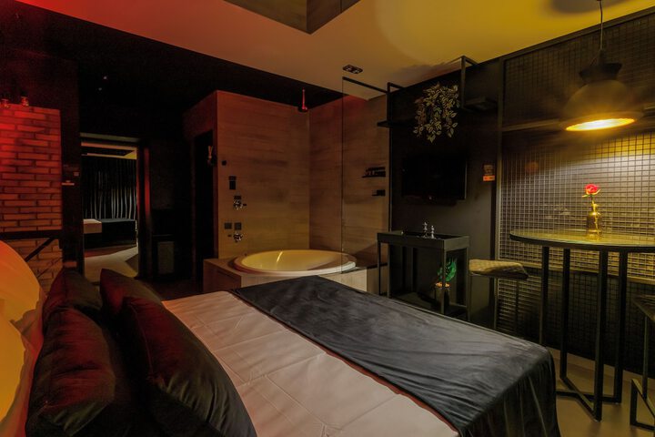 Room 26 of 27