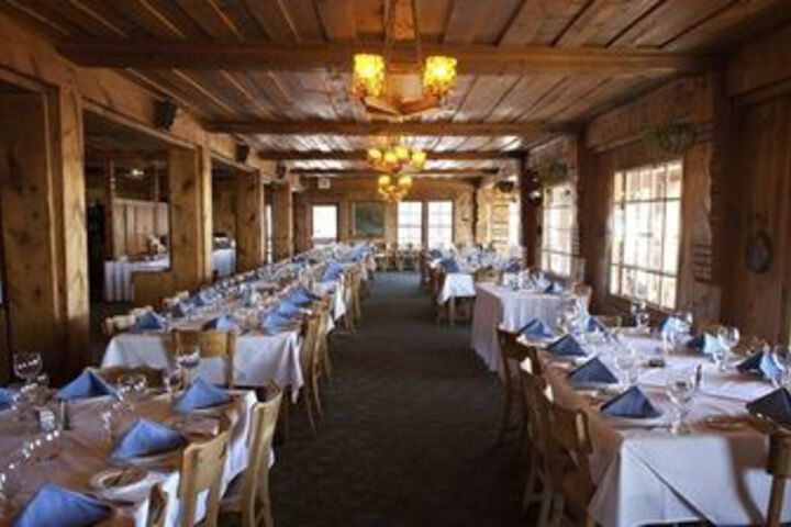 Ballroom/Hall 4 of 117