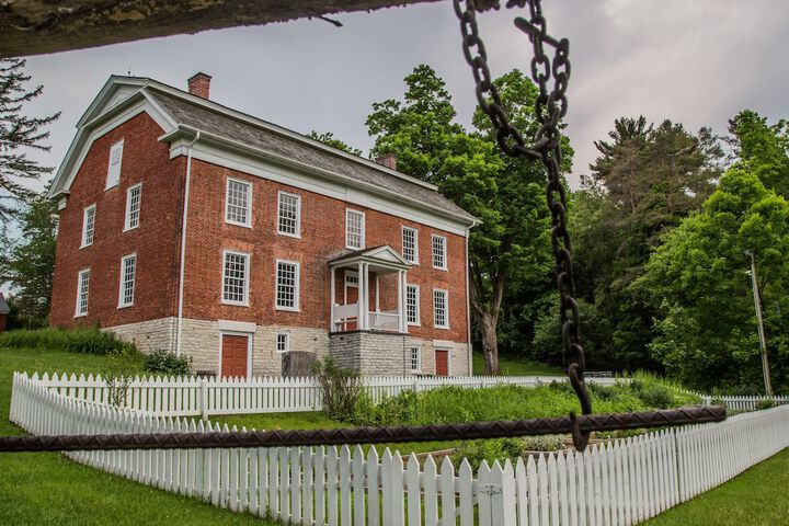 Property image 4