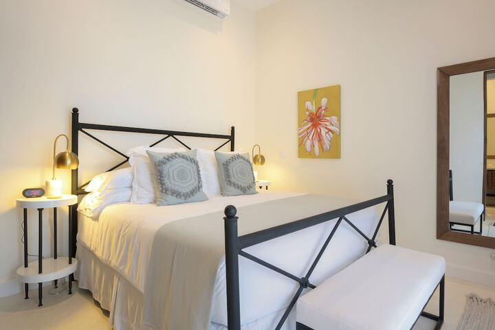 Room 276 of 1000