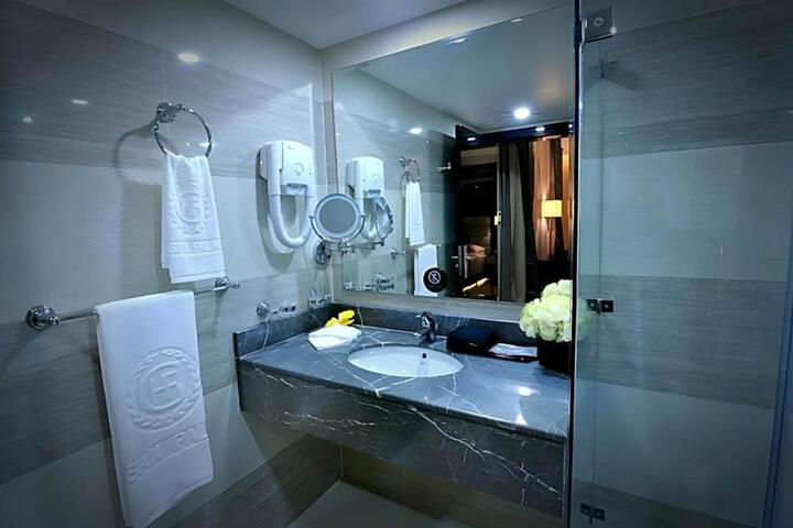 Room 89 of 111