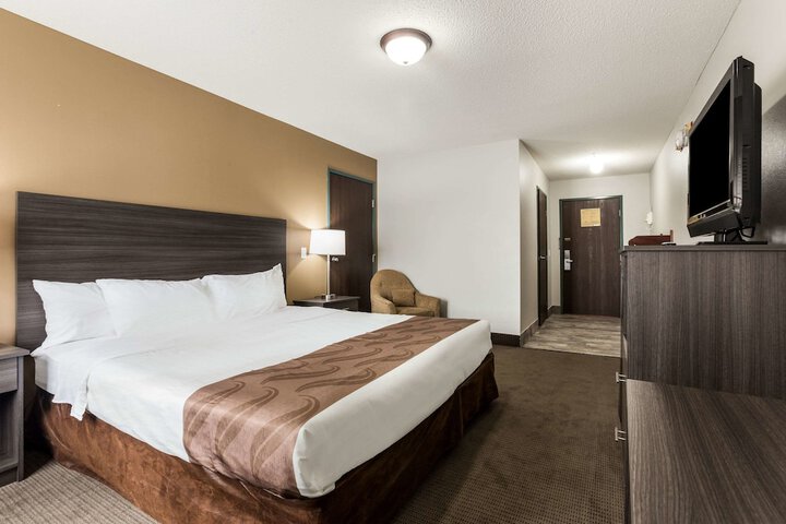 1 King Bed Mobility Accessible (1 of 26)