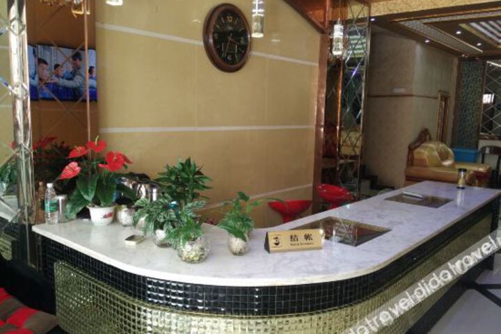 Hotel Interior 4 of 13