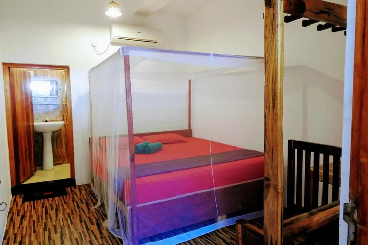 Room 2 of 15