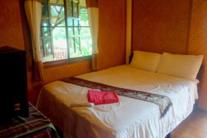 Room 18 of 27