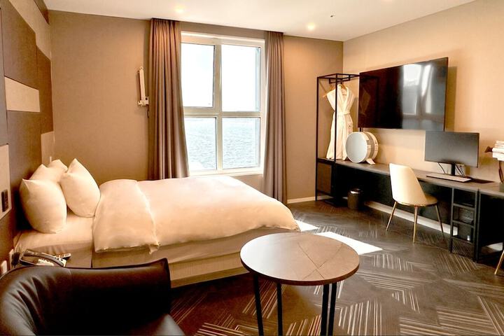 Room 55 of 140