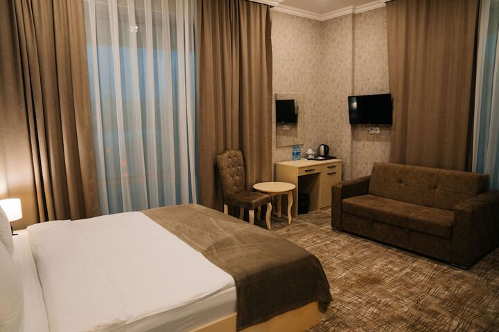 Room 36 of 59