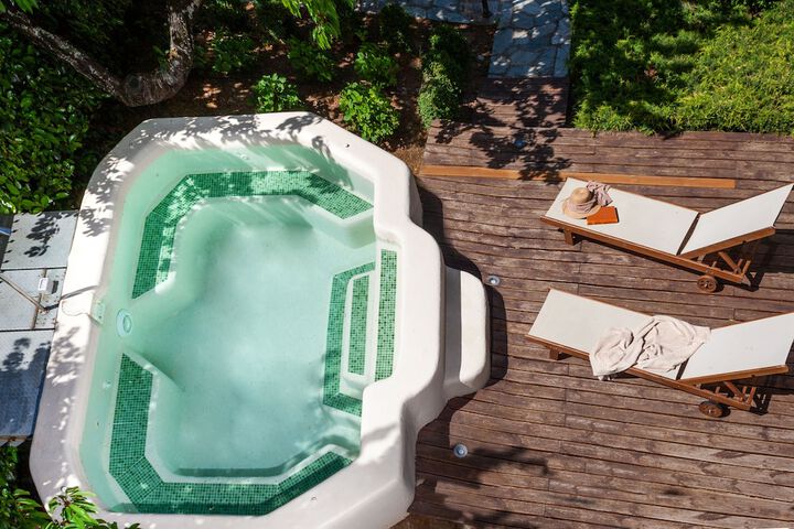 Pool 62 of 80