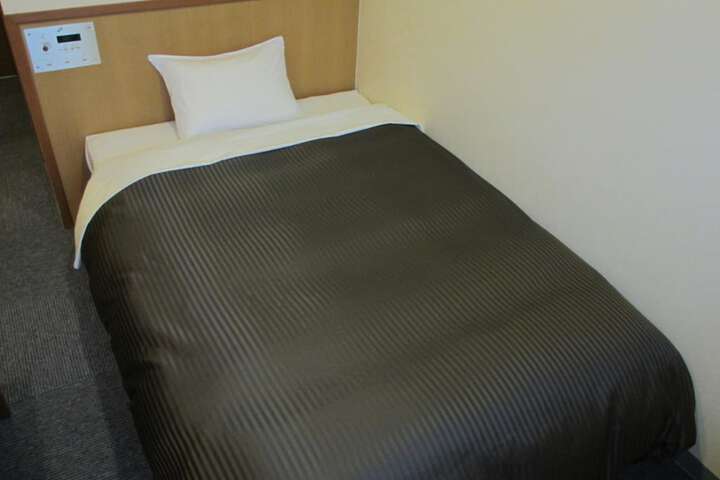 Room 8 of 55