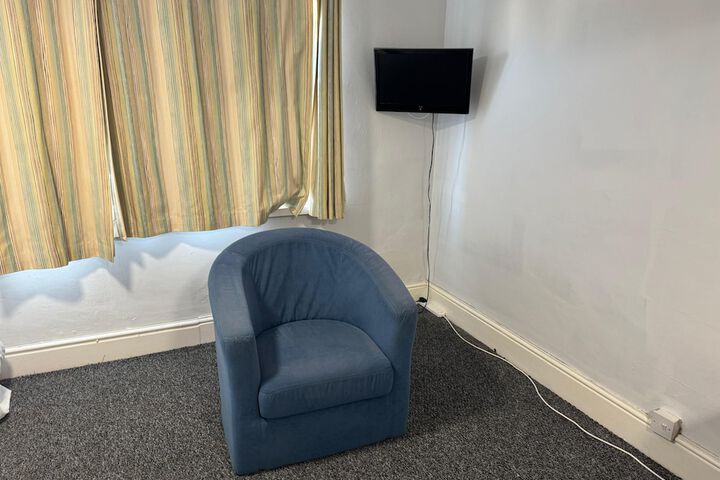 Room 46 of 156