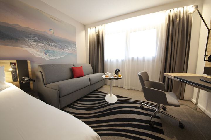 Room 16 of 126