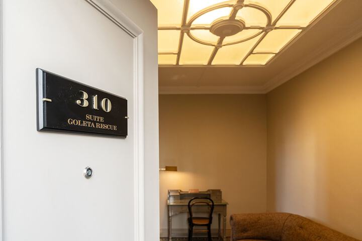 Room 15 of 51