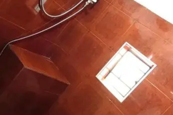 Room 3 of 3
