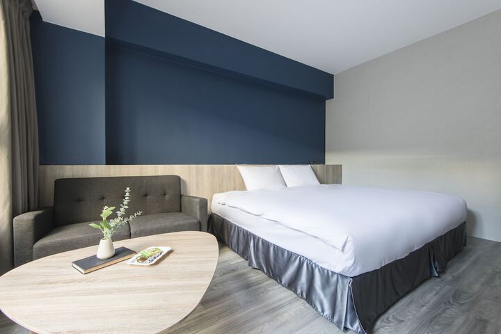 Room 14 of 38