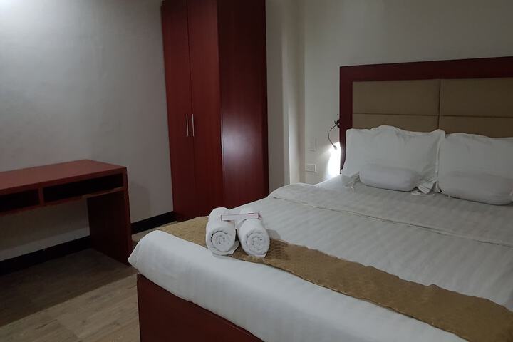 Room 15 of 36