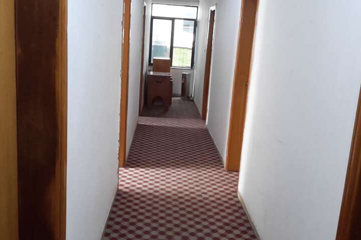 Room 18 of 24