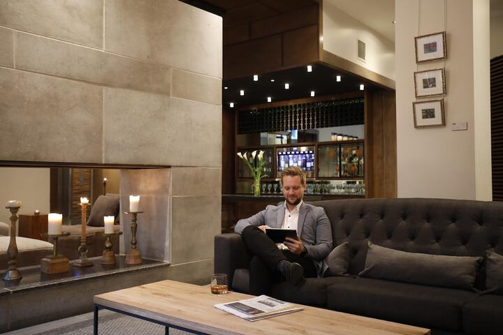 Hotel Lobby