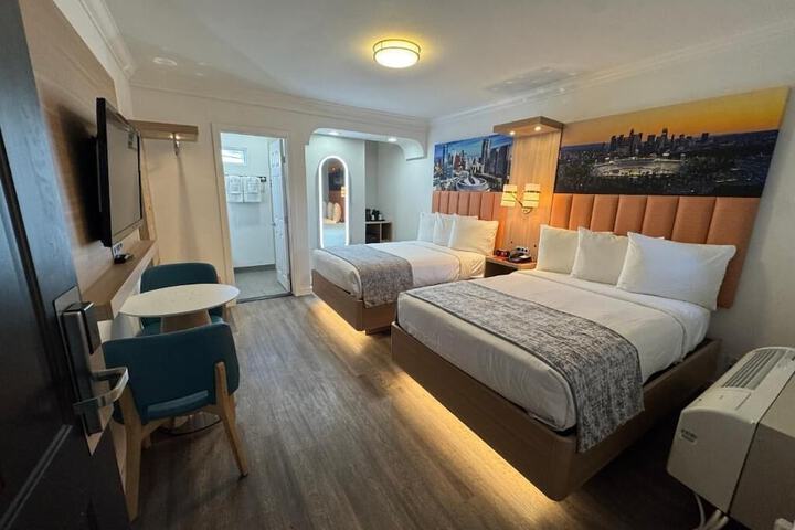 Room 14 of 27