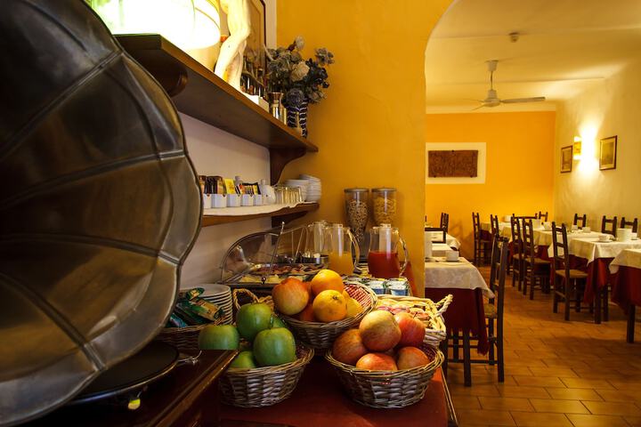 Breakfast/Coffee Service 35 of 62