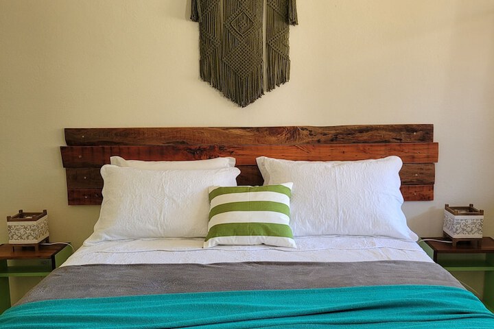 Room 10 of 57