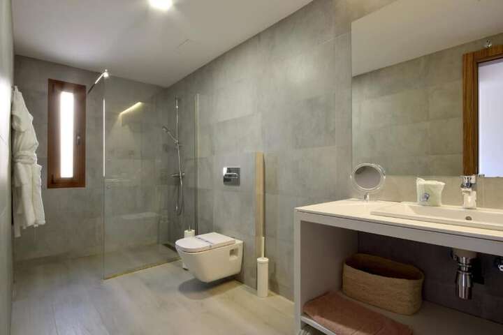 Bathroom Interior Photo