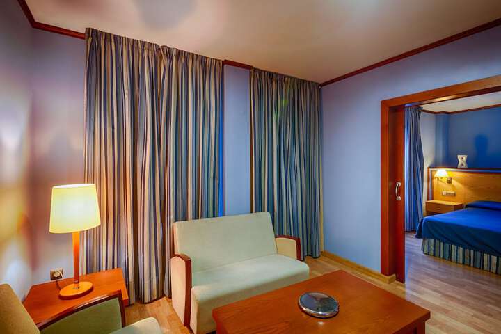 Room 13 of 13