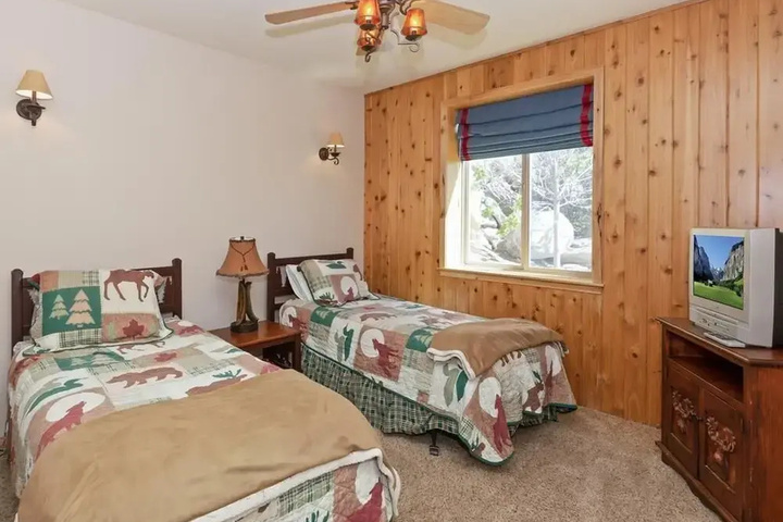 Room 3 of 19