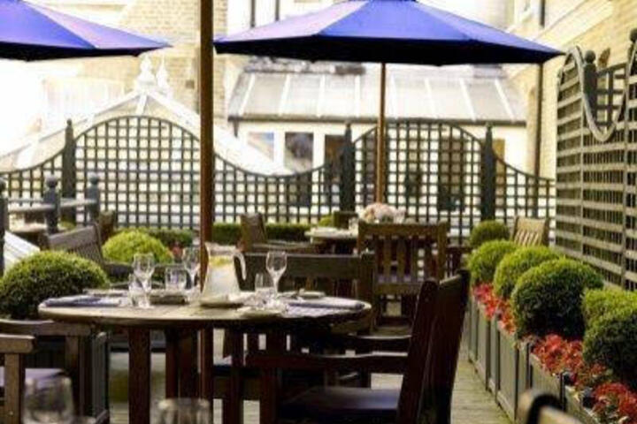 Sloane Club Hotel