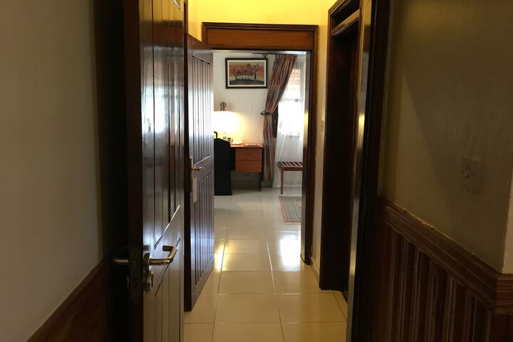 Ballroom/Hall 96 of 130