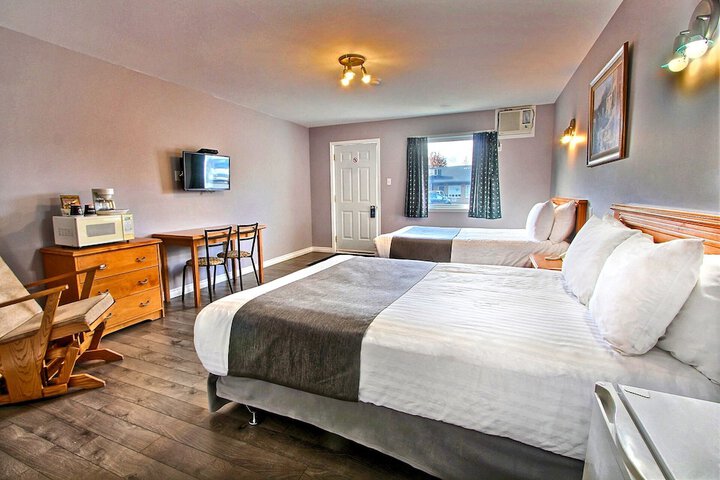 Room 16 of 36