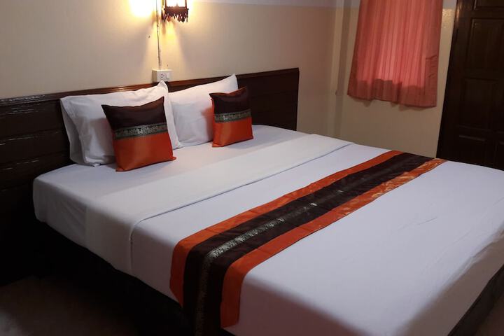 Room 7 of 23