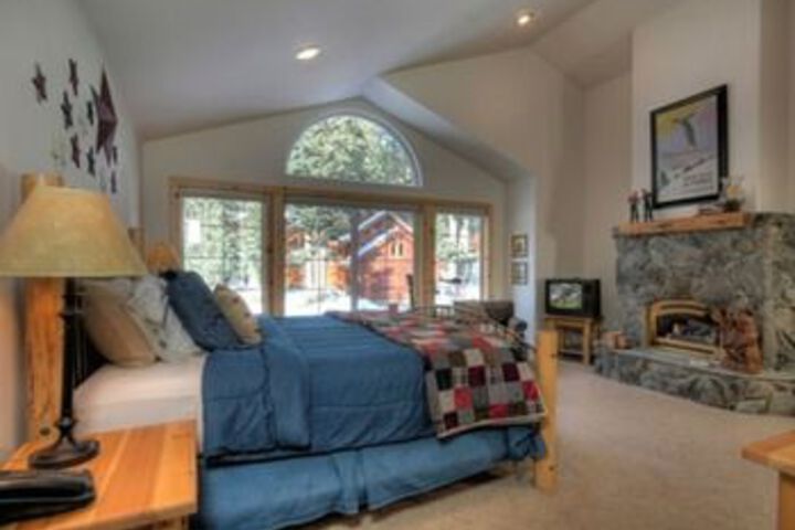Room 2 of 19