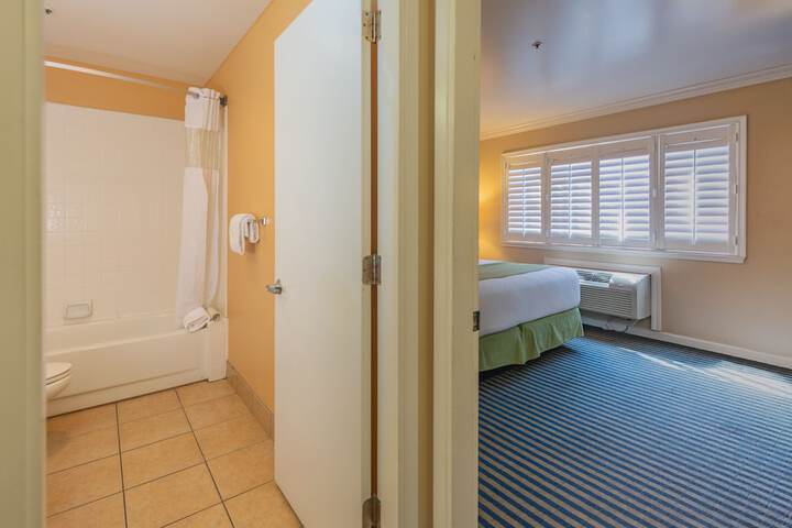 Room 60 of 114