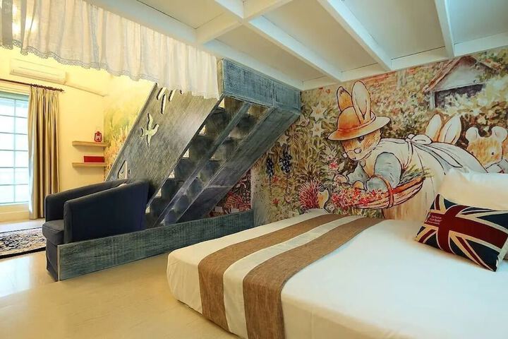 Room 25 of 60