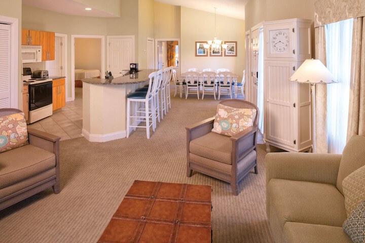 Room 11 of 20