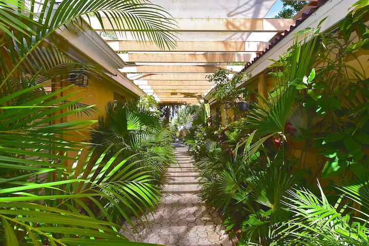 Hotel Exterior 123 of 156