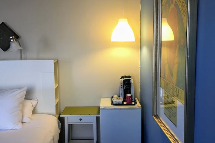 Room 49 of 168