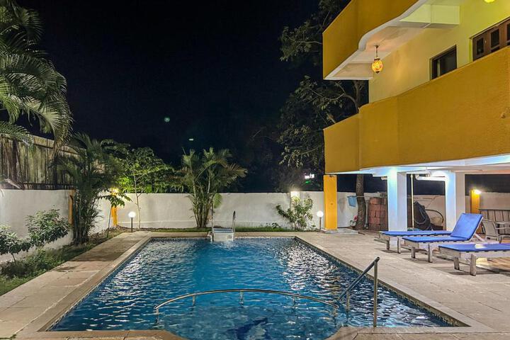 LA Costa Residency