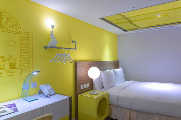 Room 27 of 171