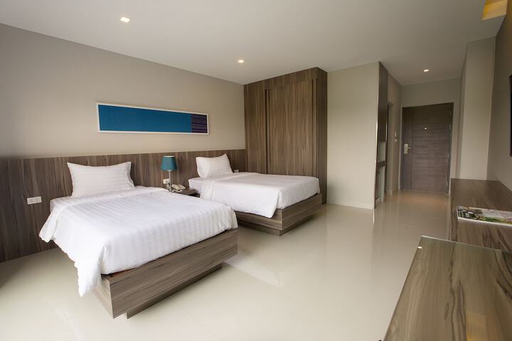 Room 16 of 46