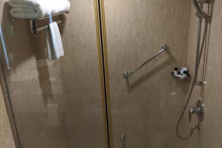 Clean Restrooms