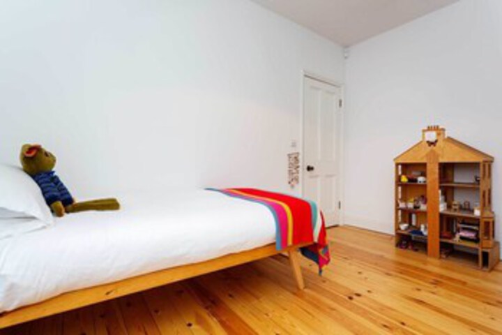 Room 16 of 24
