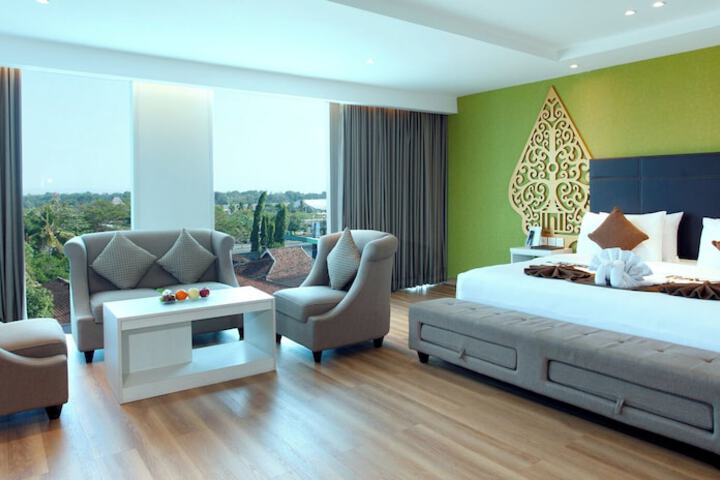 Room 11 of 29