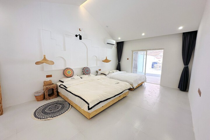 Room 16 of 171