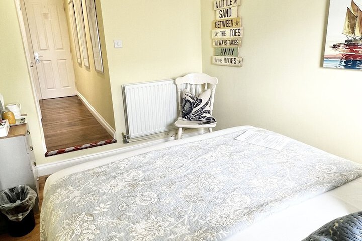 Room 29 of 74