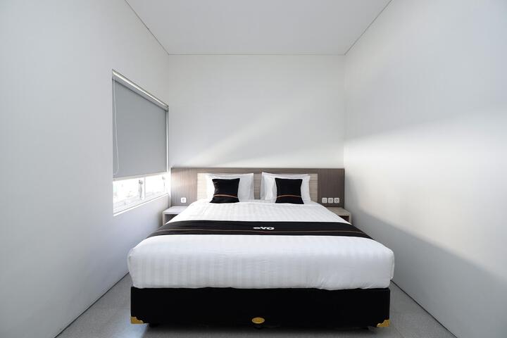 Room 6 of 23