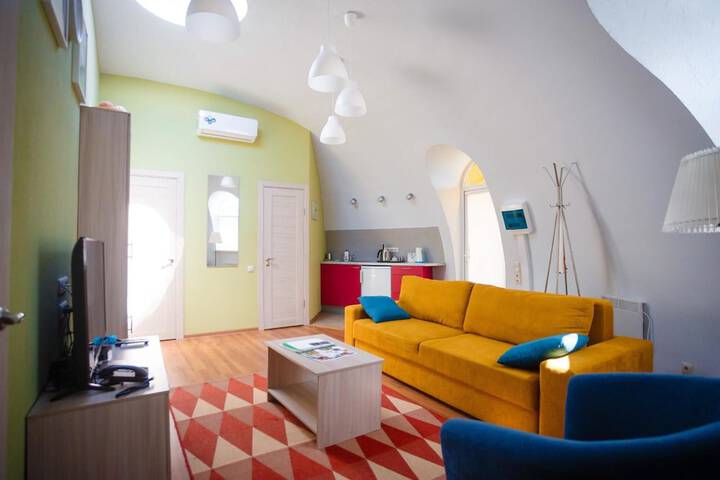 Room 33 of 66