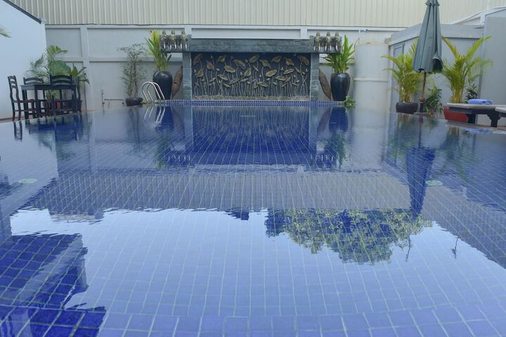 Pool 47 of 84